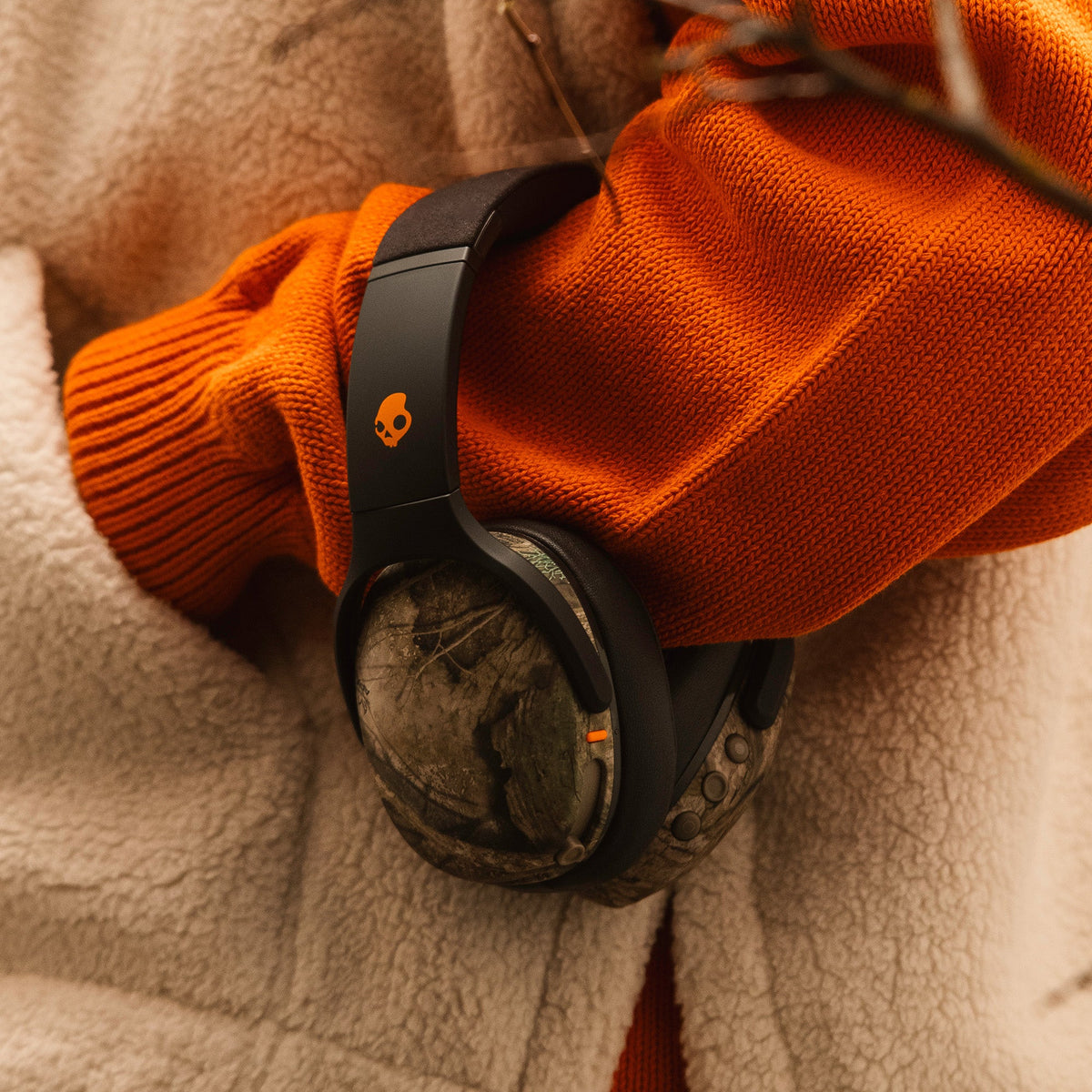 Realtree APX Black/Orange